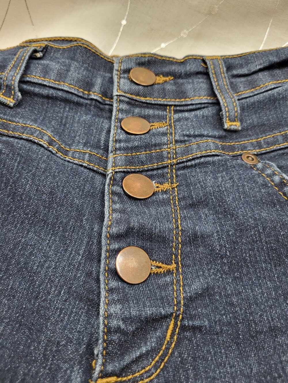 Judy Blue Women’s Cuffed Dark Blue Denim Shorts Button Fly Stretch Size Medium - Picture 7 of 10